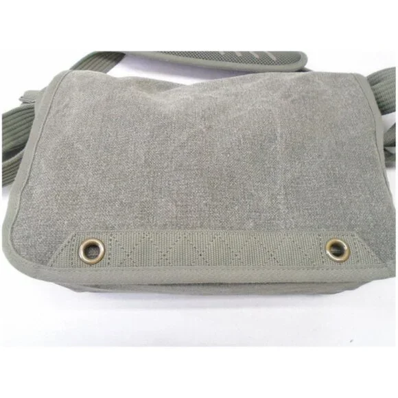Think Tank NWOT Photo Retrospective 7M Pinestone Camera Shoulder Bag, W-14 H-9